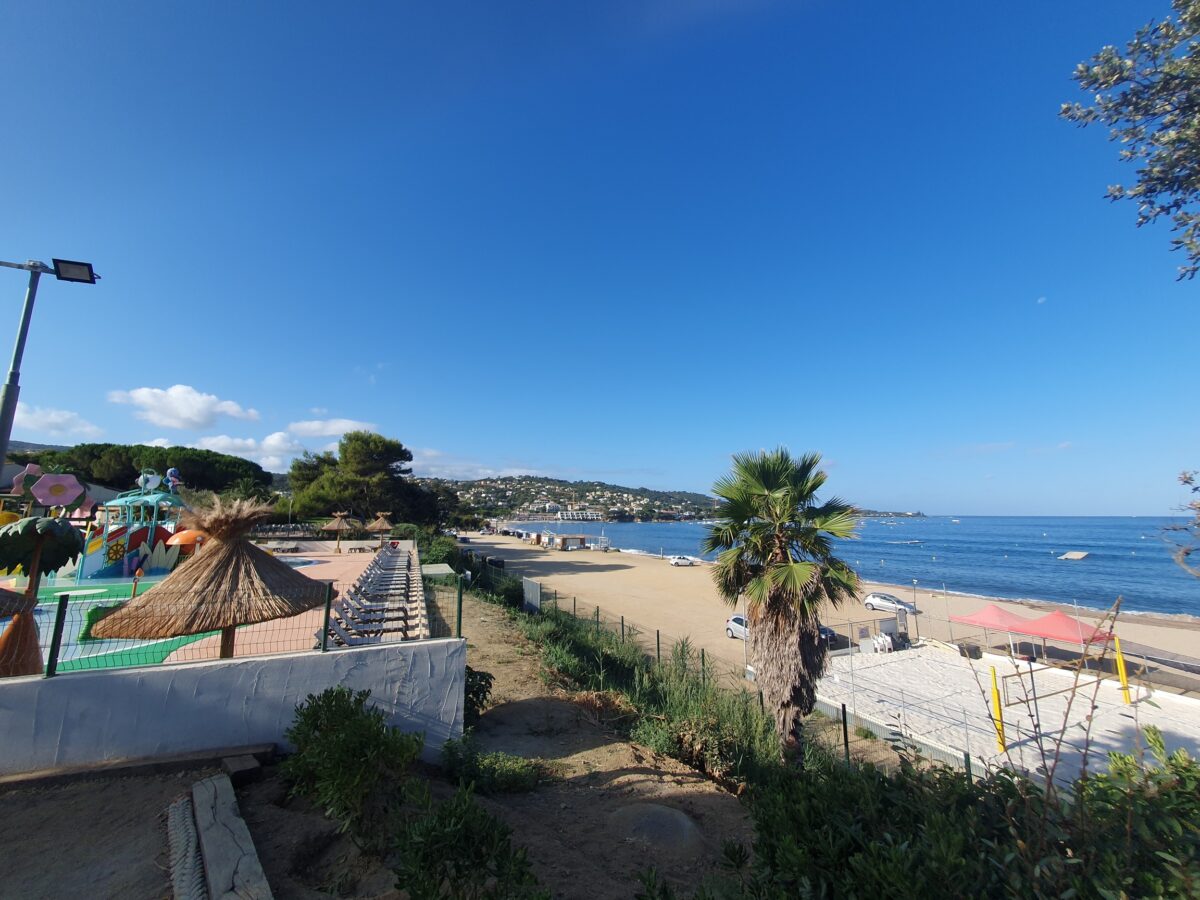 vue de l'hôtel club Marina Viva de Porticcio.